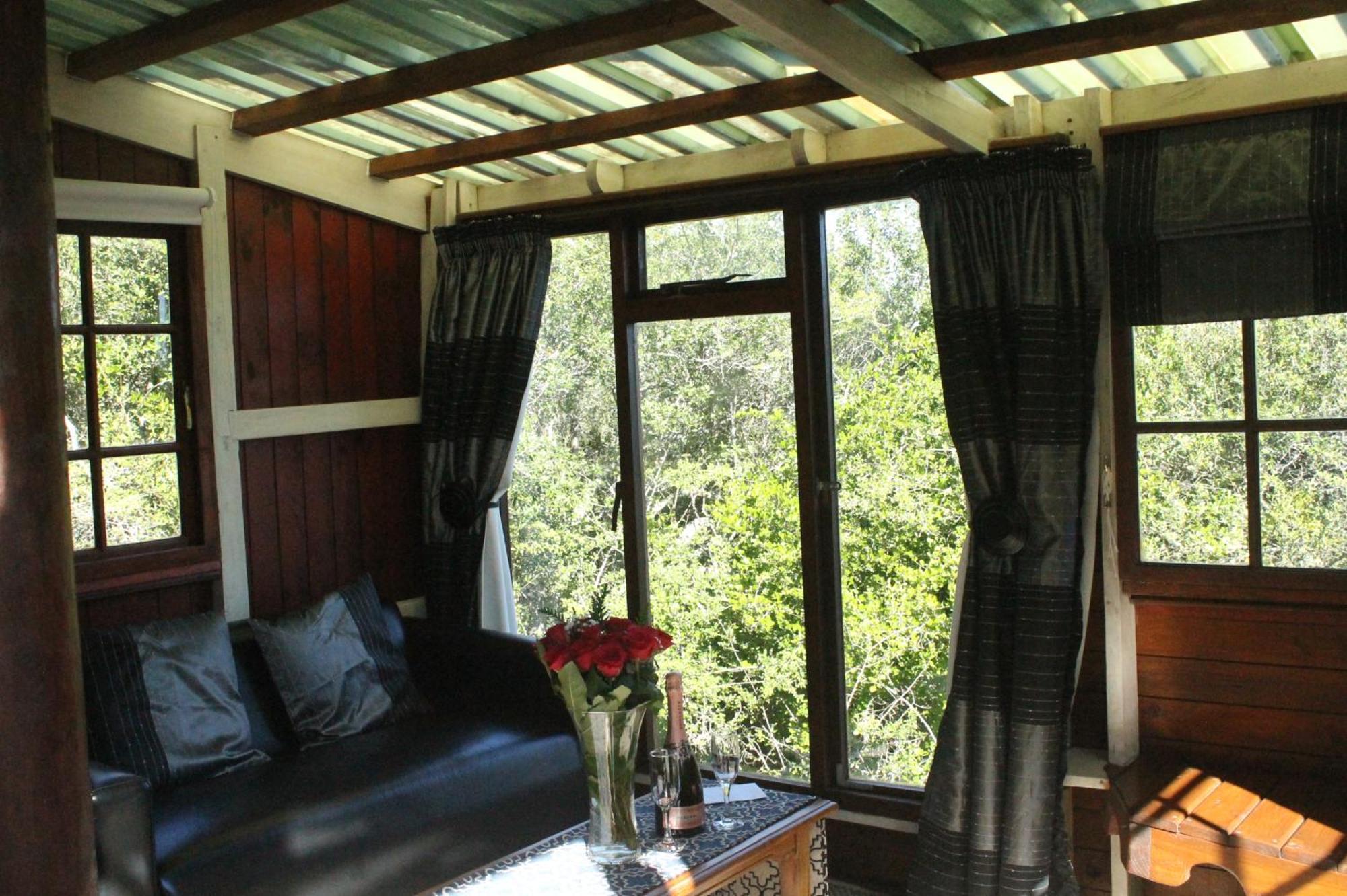 Teniqua Treetops 3* Karatara Settlement